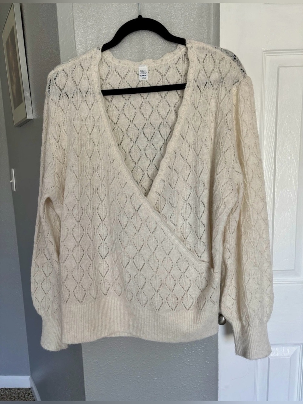 Old Navy Cream Open-Front V-Neck Wrap Sweater Size L